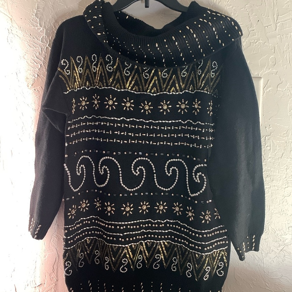 Victoria Jones- woman’s top